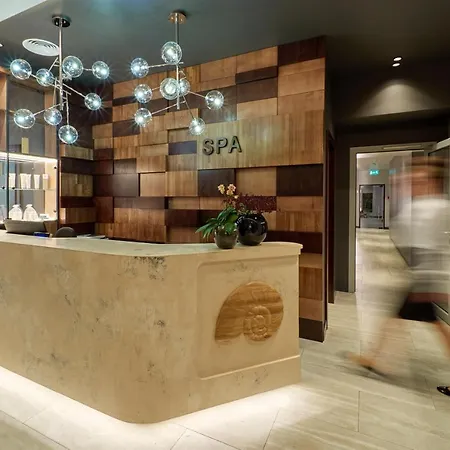 Premier Hotel 5*
