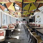 Hotel Premier