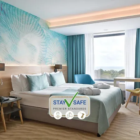 Premier Hotel 5*