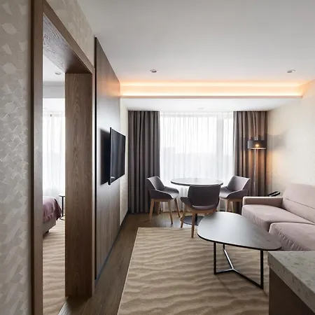 Premier Hotel 5*